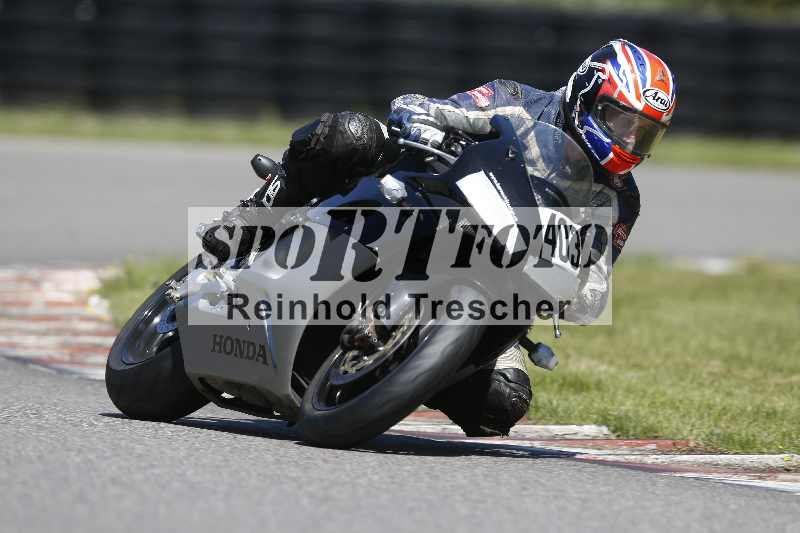 /43 08.08.2025 Discover the Bike ADR/Race 3 rot/403